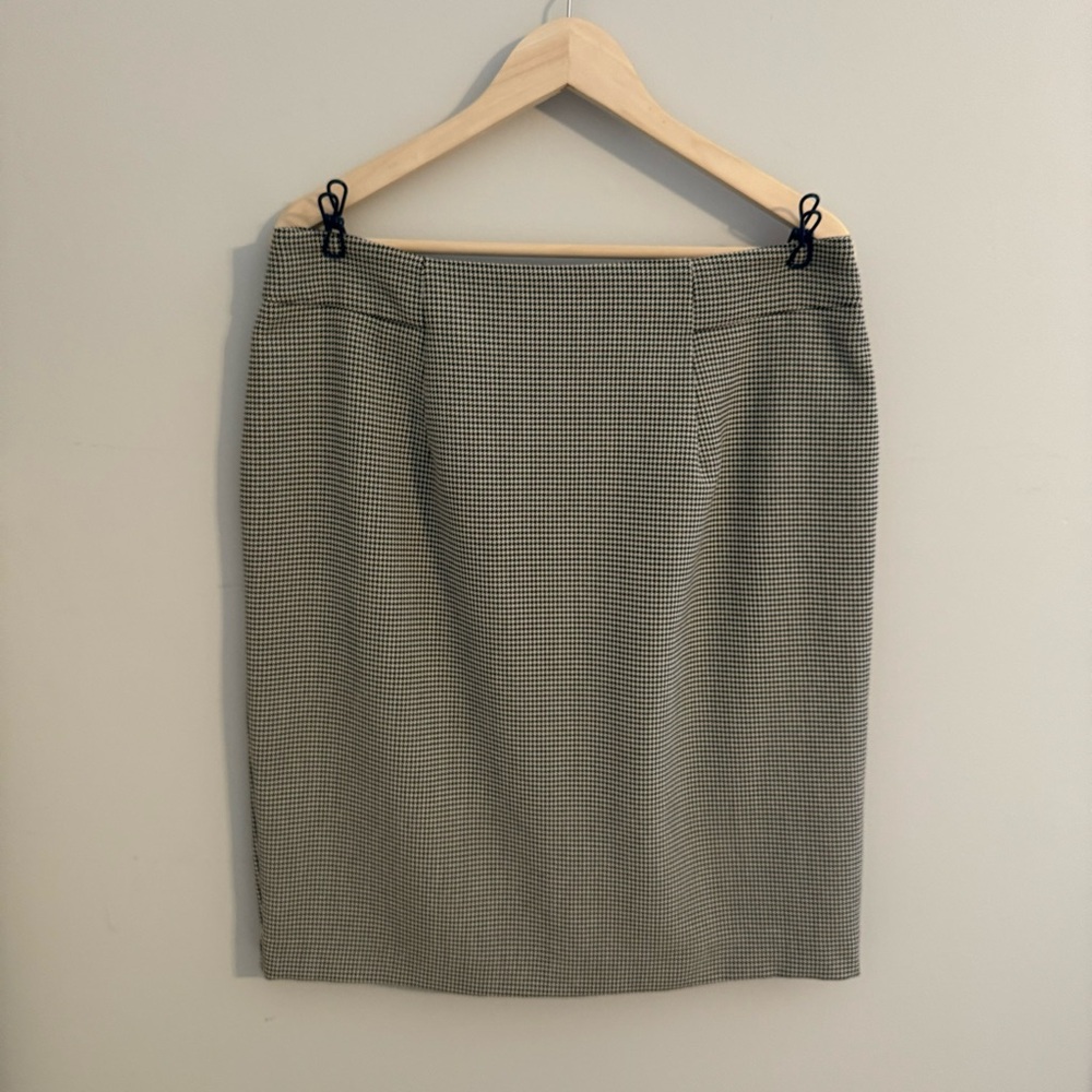 On 34th Houndstooth Black White Tailored Knee Length Pencil Skirt Women’s 14